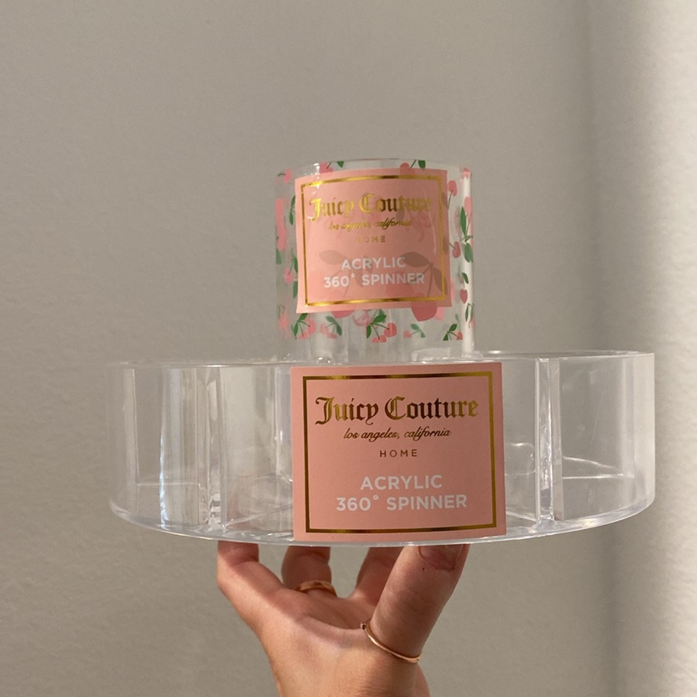Juicy Couture Home Cherry Hearts Print Acrylic 360 Spinner Cosmetics Holder - Picture 8 of 10